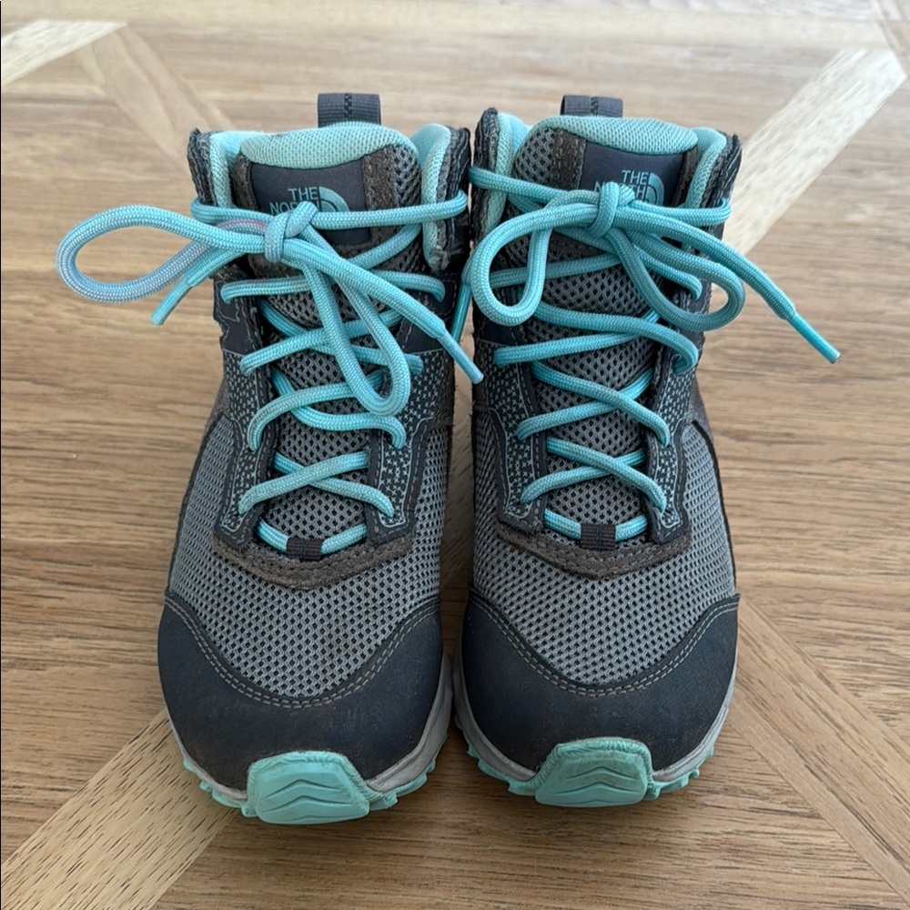 The North Face Kids' Hiking Boots 2.5